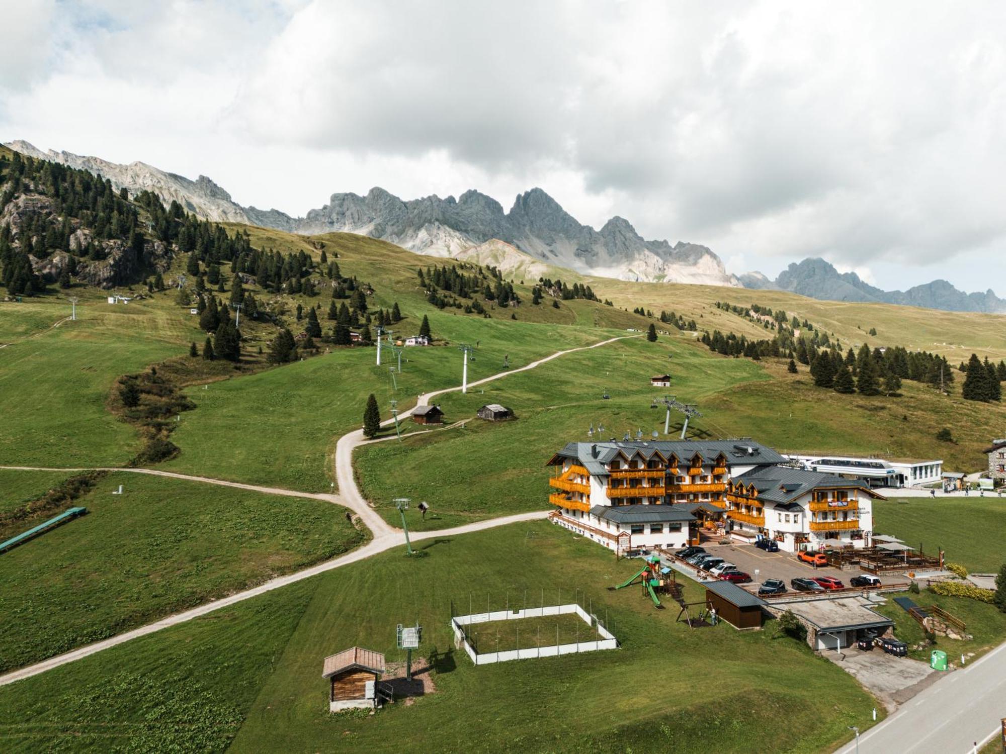 Hotel San Marco Пасо Сан Пелегрино Екстериор снимка